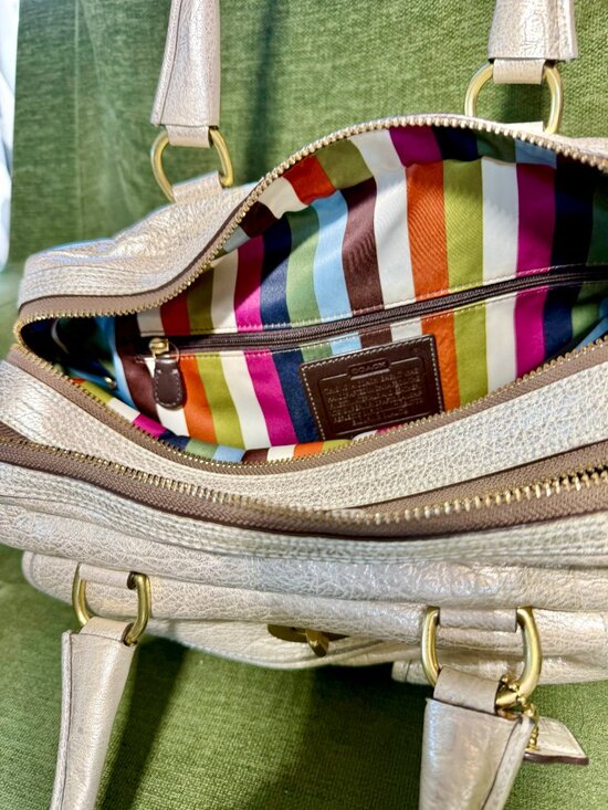 Coach Vintage Y2K Legacy Archive Ltd Ed Peyton Metallic Leather 
